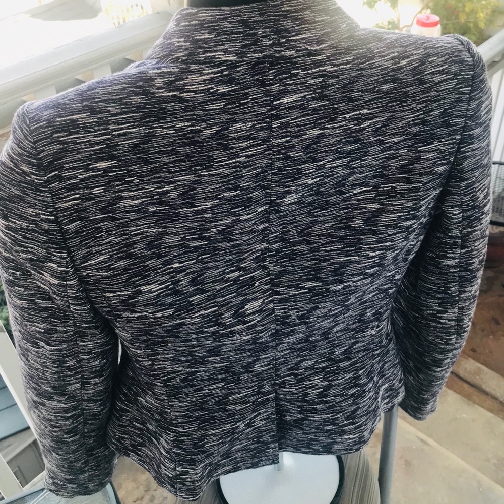 Jacket - Picture 2 of 6